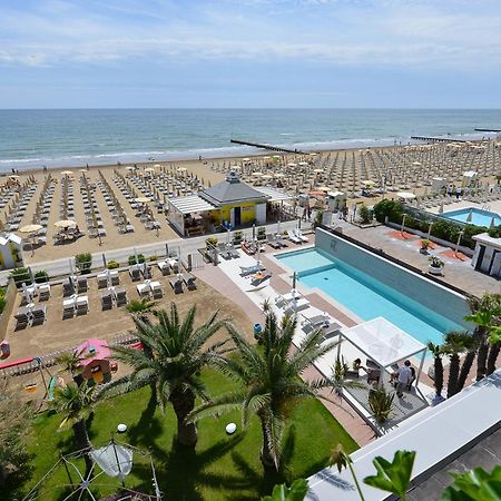 Hotel Conchiglia Lido di Jesolo Bagian luar foto