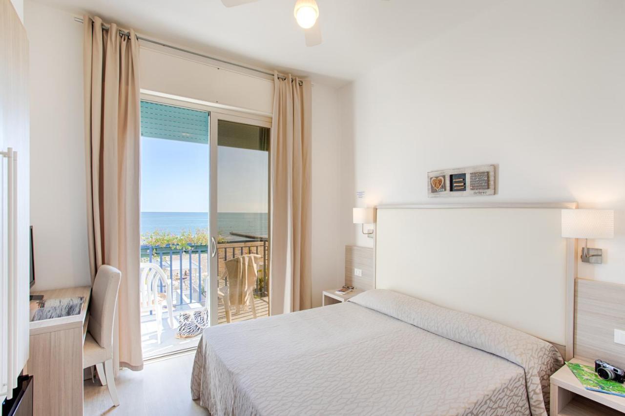 Hotel Conchiglia Lido di Jesolo Bagian luar foto