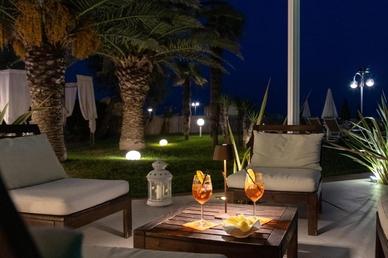 Hotel Conchiglia Lido di Jesolo Bagian luar foto