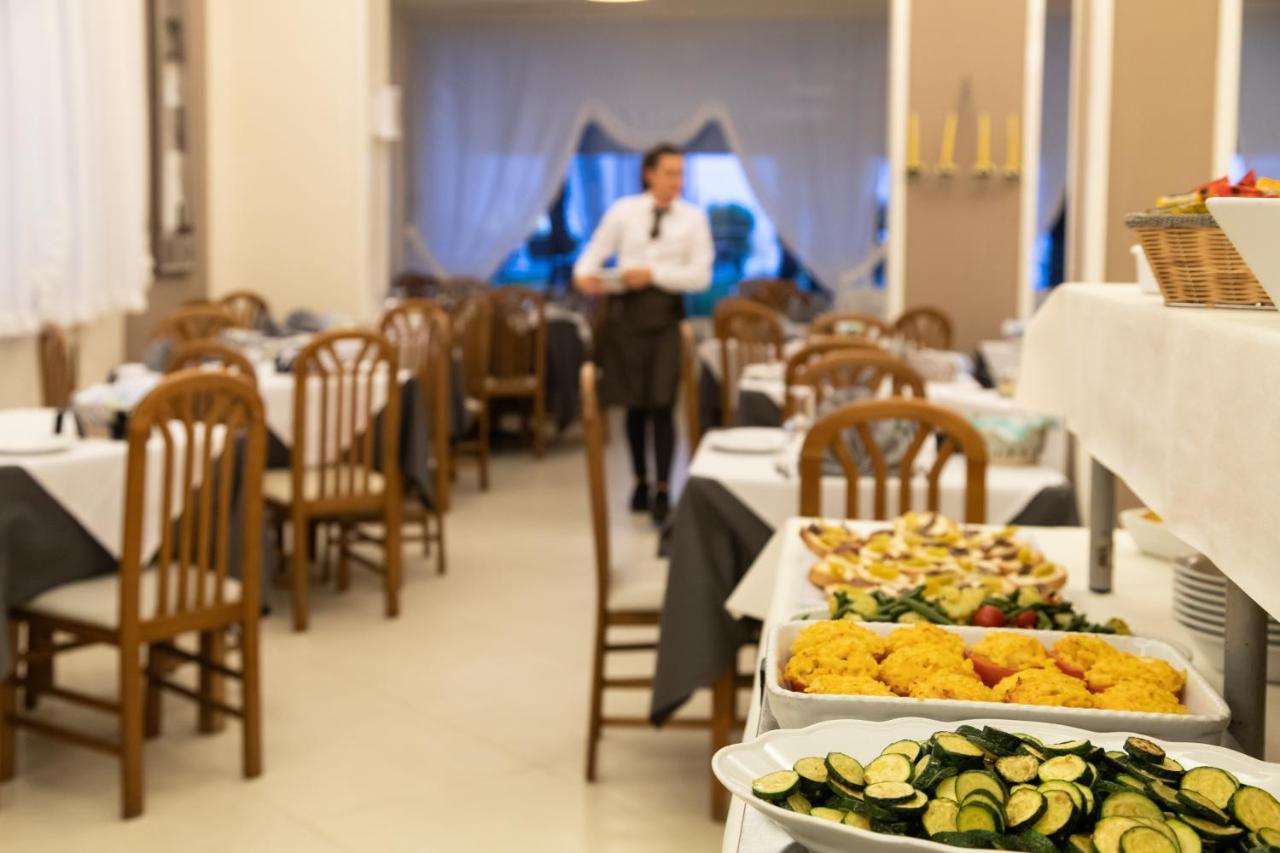 Hotel Conchiglia Lido di Jesolo Bagian luar foto