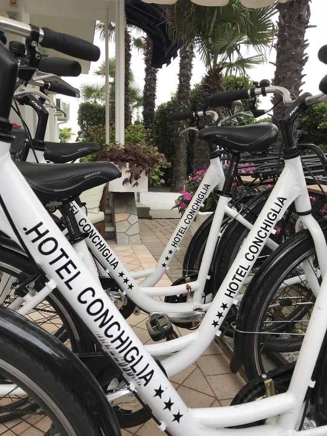Hotel Conchiglia Lido di Jesolo Bagian luar foto